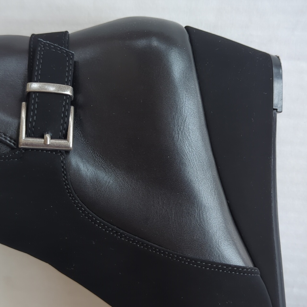 White Mountain Carmen Faux Leather Wedge Ankle Booties 9M Black - Picture 8 of 16
